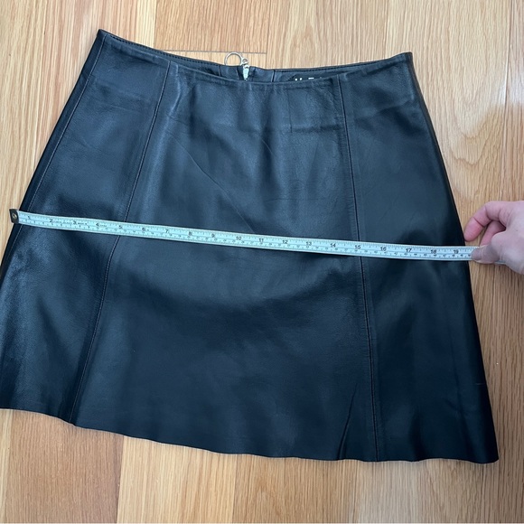 Veda Black Mini Skirt - Picture 12 of 14
